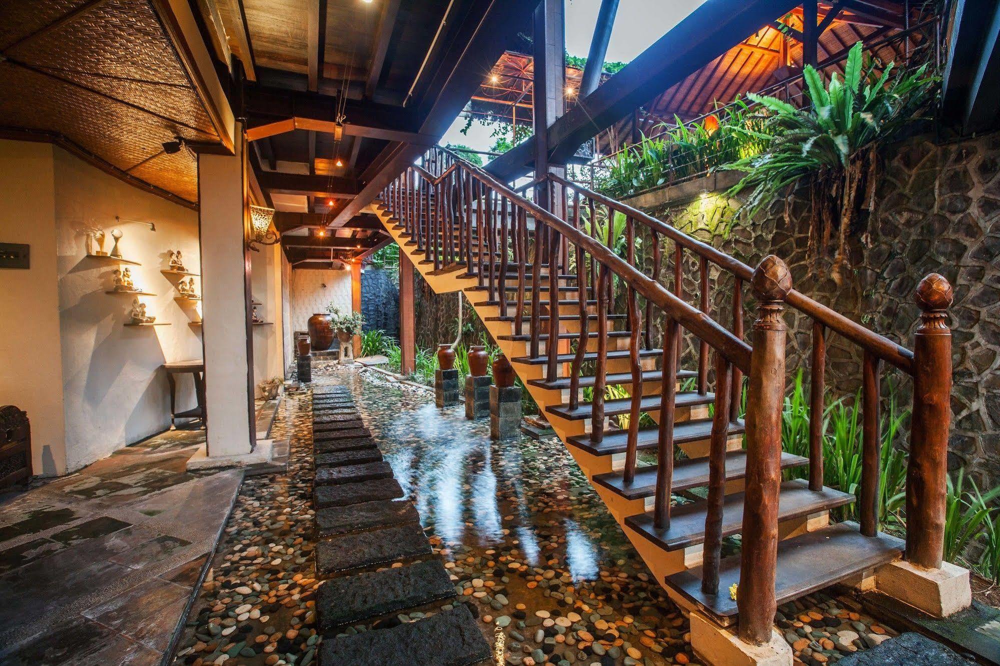 Junjungan Hotel&spa 3*
